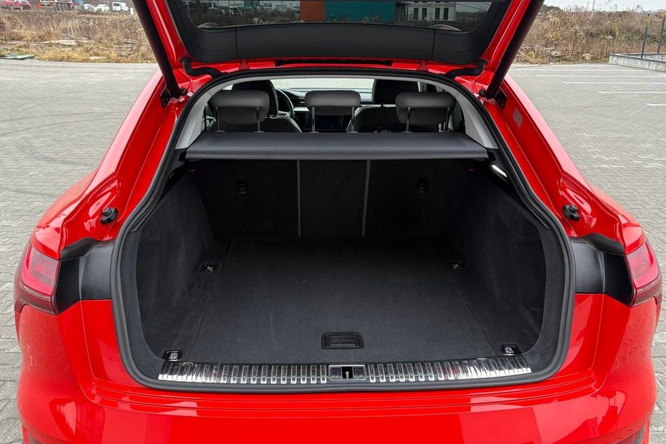 Продам Audi E-Tron Sportback S line quattro 55  2020 года в Львове