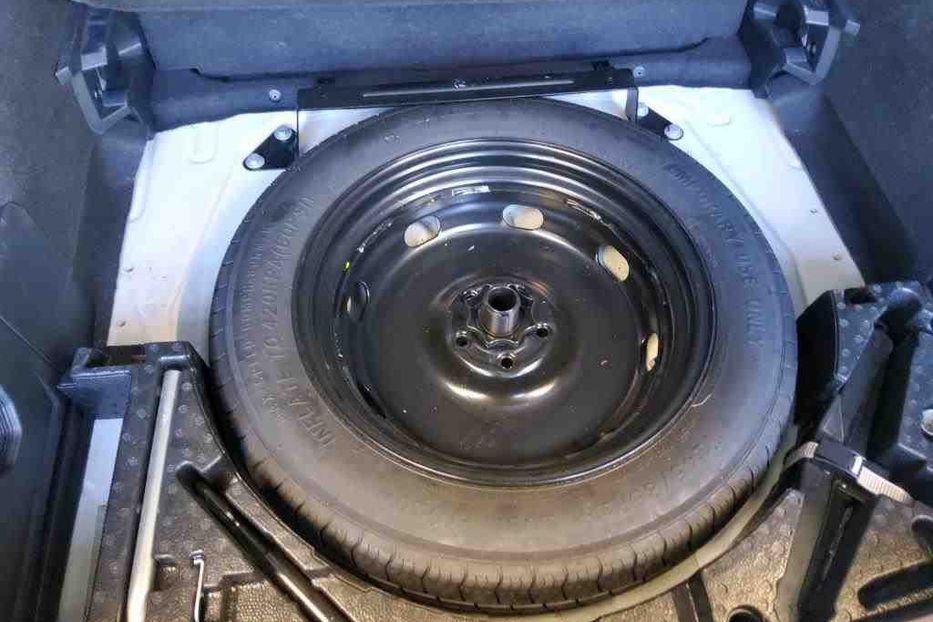 Продам Volkswagen Tiguan Allspace Life 4Motion 2.0 147k 2022 года в Львове