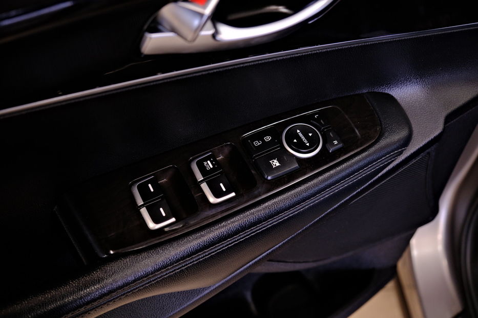 Продам Kia Sorento 2017 года в Одессе