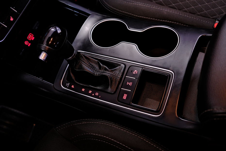 Продам Kia Sorento 2017 года в Одессе