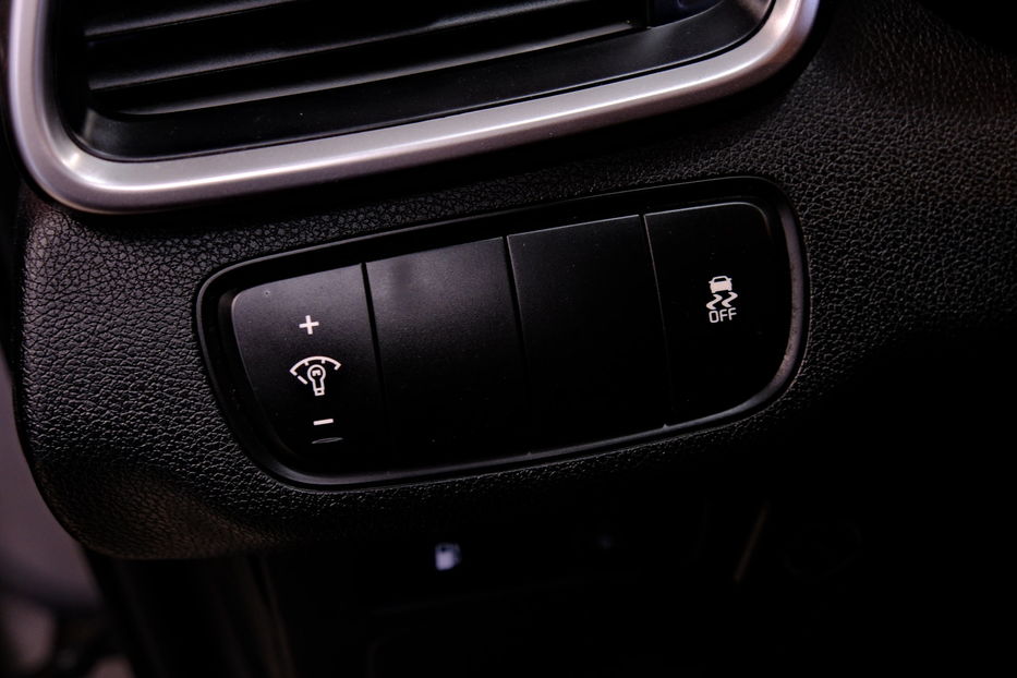 Продам Kia Sorento 2017 года в Одессе