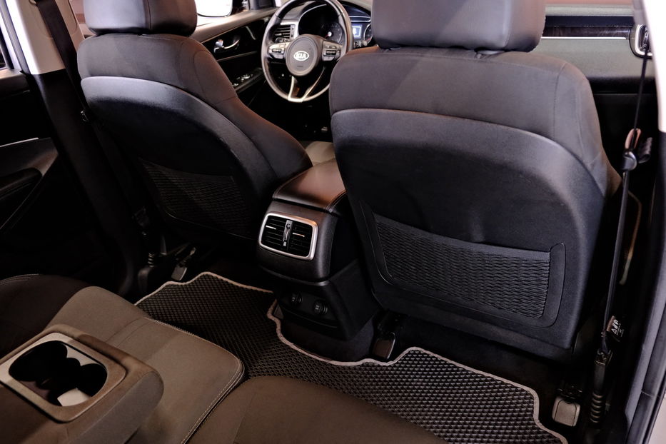 Продам Kia Sorento 2017 года в Одессе