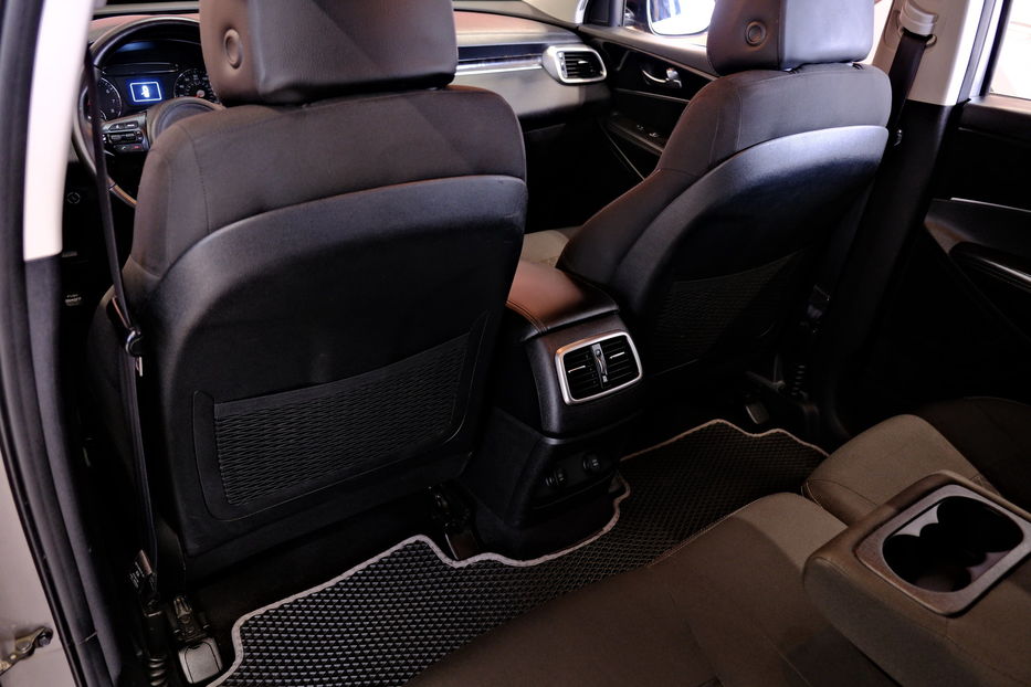 Продам Kia Sorento 2017 года в Одессе