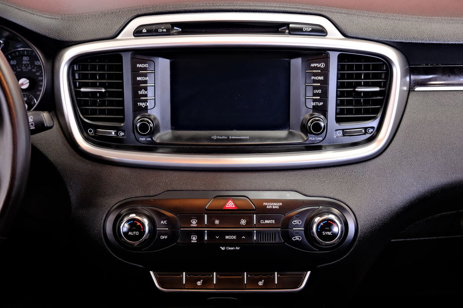 Продам Kia Sorento 2017 года в Одессе