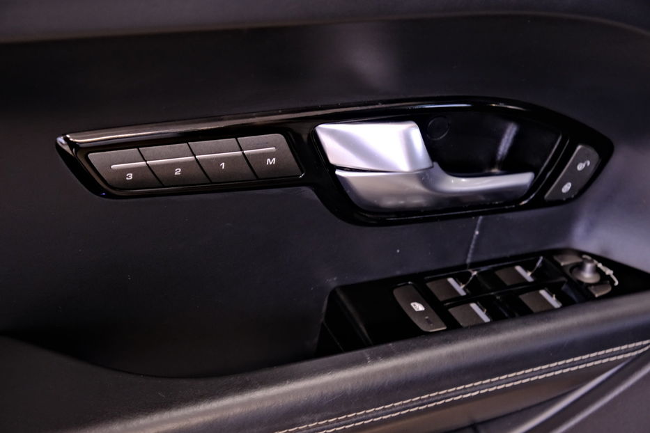 Продам Land Rover Range Rover Evoque 2014 года в Одессе