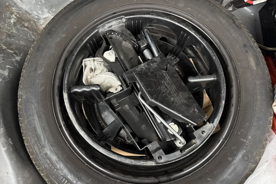 Продам Mercedes-Benz E-Class (COMIS) W212 2012 года в г. Умань, Черкасская область