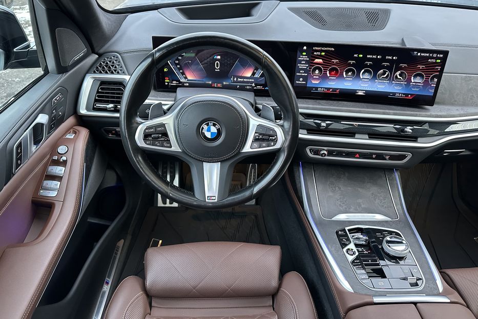Продам BMW X7 Xdrive 40d M-paket 2023 года в Киеве
