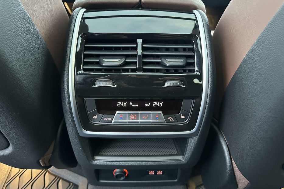 Продам BMW X7 Xdrive 40d M-paket 2023 года в Киеве