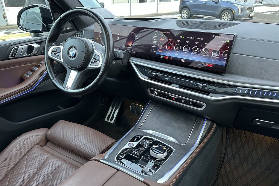 Продам BMW X7 Xdrive 40d M-paket 2023 года в Киеве