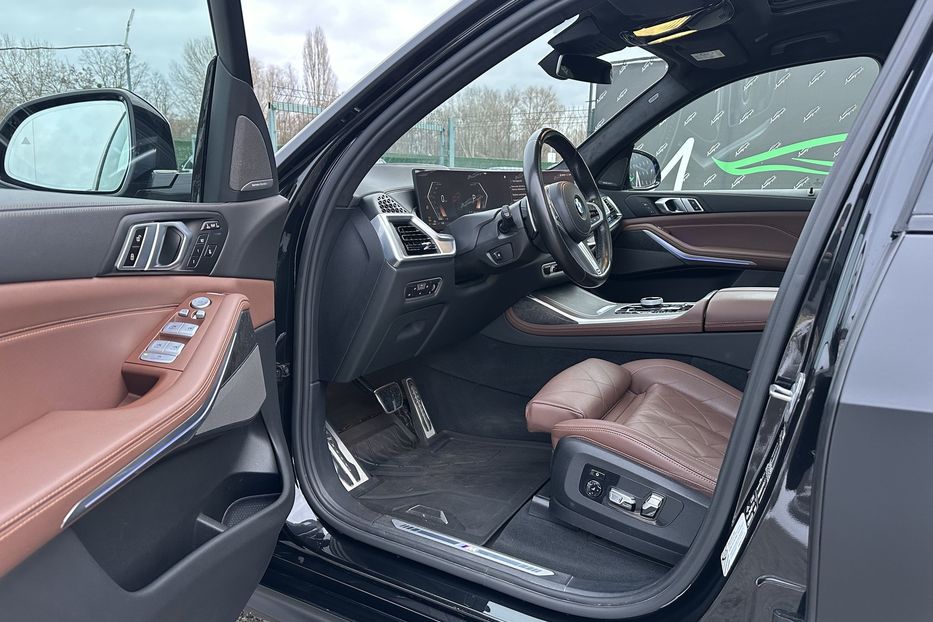 Продам BMW X7 Xdrive 40d M-paket 2023 года в Киеве