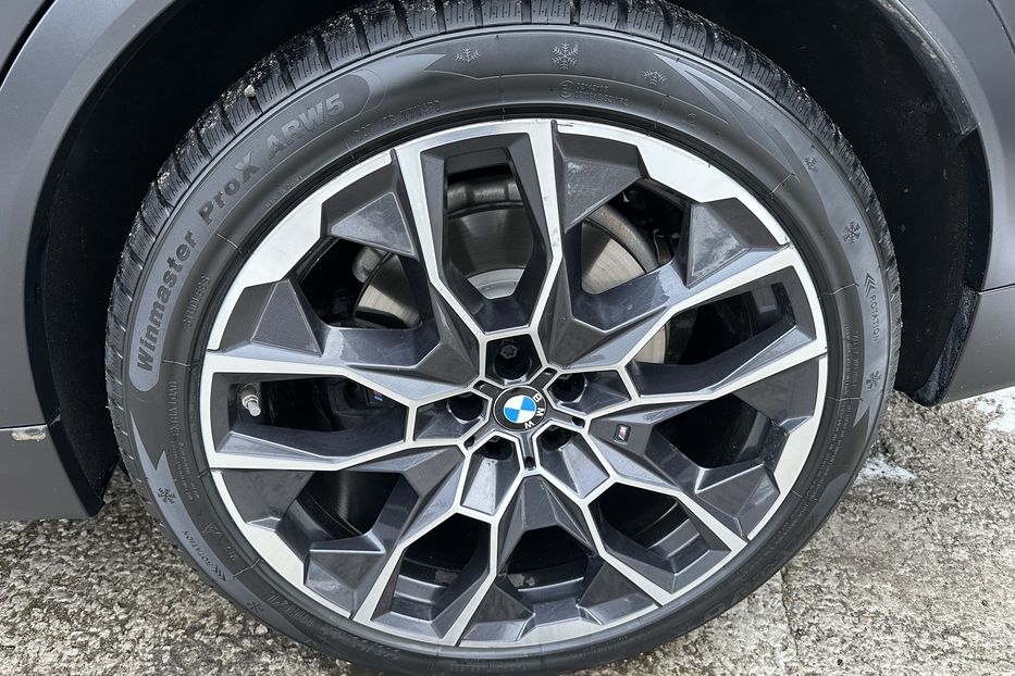 Продам BMW X7 Xdrive 40d M-paket 2023 года в Киеве