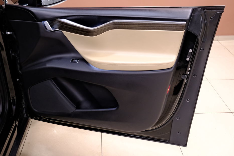 Продам Tesla Model X 2016 года в Одессе