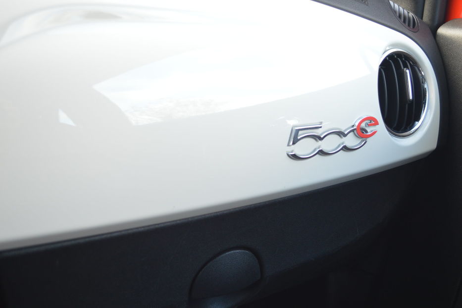 Продам Fiat 500 Elektro 2017 года в Одессе