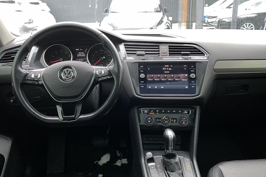 Продам Volkswagen Tiguan 7 місць 2018 года в Луцке