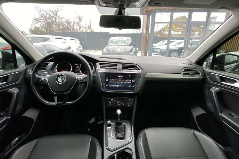Продам Volkswagen Tiguan 7 місць 2018 года в Луцке