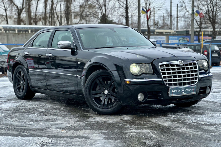 Продам Chrysler 300 C 2.7 AT (193 л.с.)  2005 года в Киеве