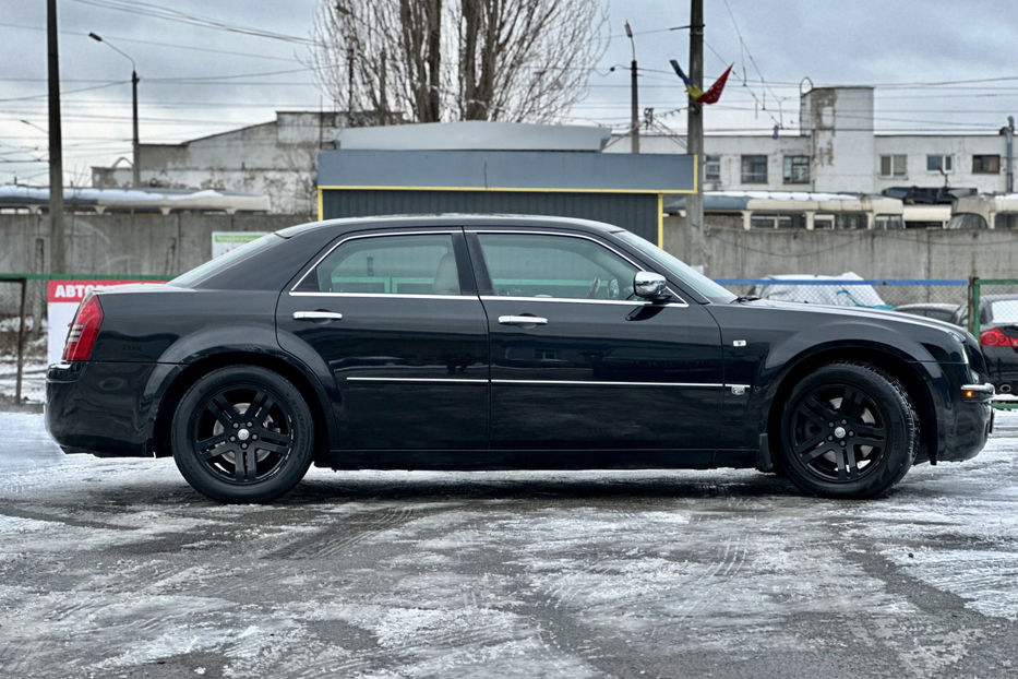 Продам Chrysler 300 C 2.7 AT (193 л.с.)  2005 года в Киеве