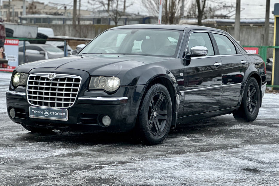 Продам Chrysler 300 C 2.7 AT (193 л.с.)  2005 года в Киеве