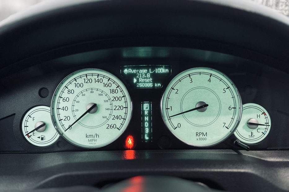 Продам Chrysler 300 C 2.7 AT (193 л.с.)  2005 года в Киеве