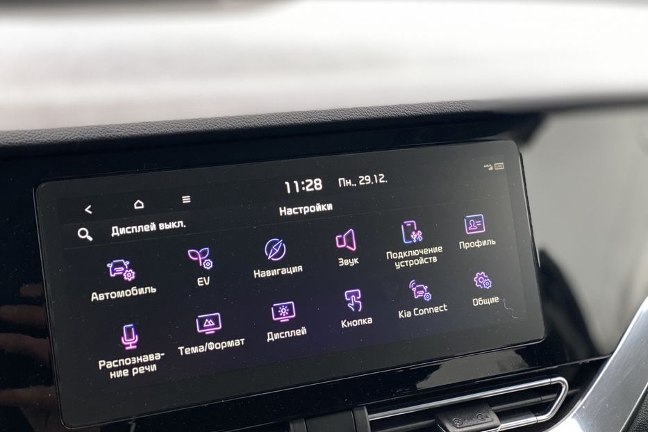 Продам Kia Niro Prestigue 2019 года в Луцке