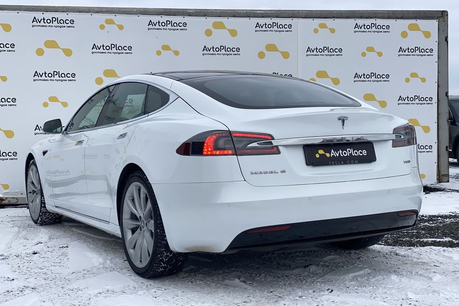 Продам Tesla Model S 75D 2018 года в Луцке