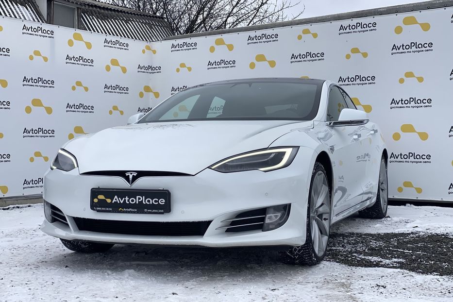 Продам Tesla Model S 75D 2018 года в Луцке
