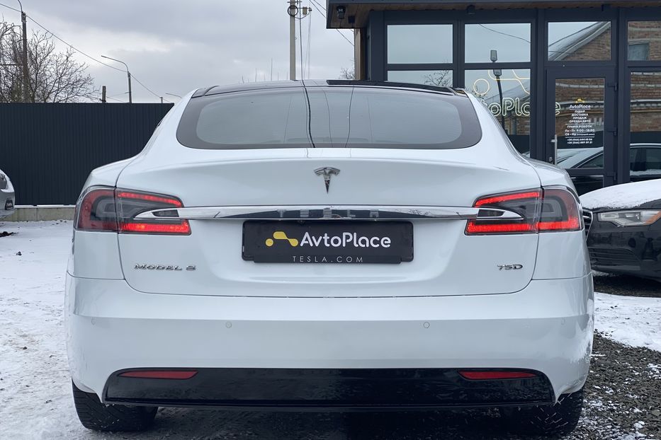 Продам Tesla Model S 75D 2018 года в Луцке