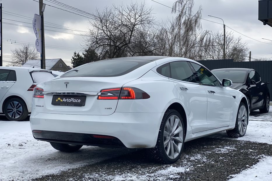 Продам Tesla Model S 75D 2018 года в Луцке