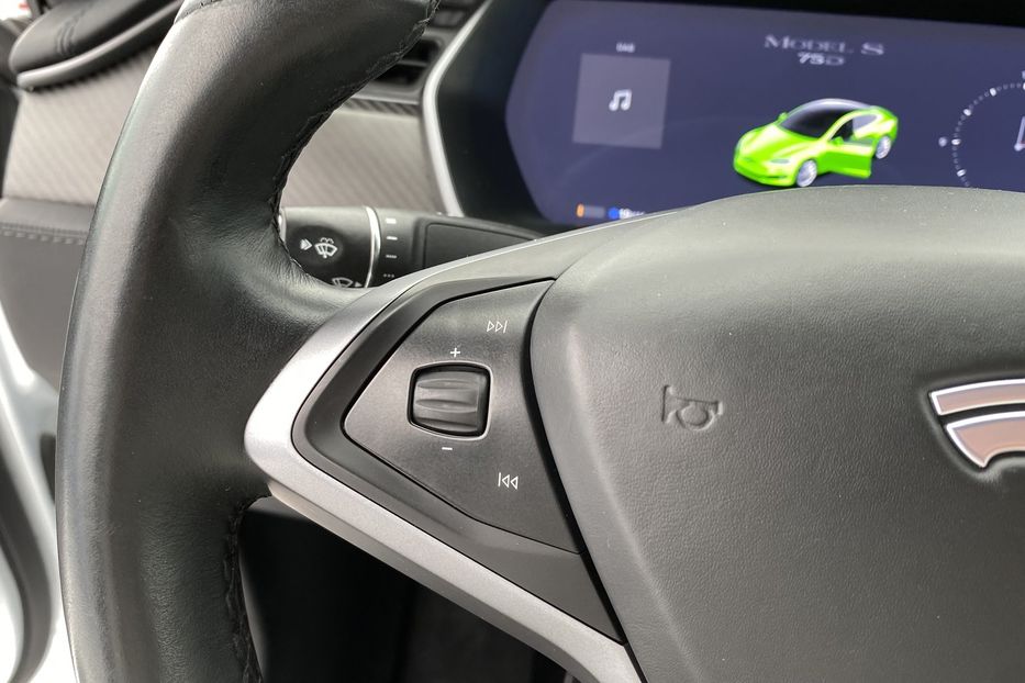 Продам Tesla Model S 75D 2018 года в Луцке