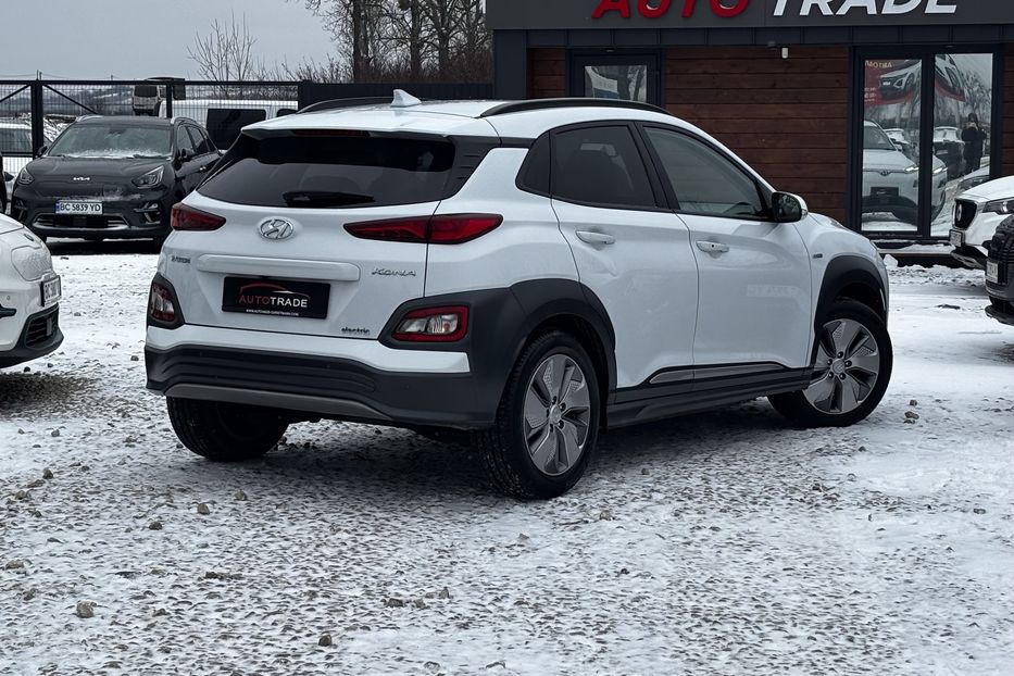 Продам Hyundai Kona 64 кВт. авто у Львові  2020 года в Львове