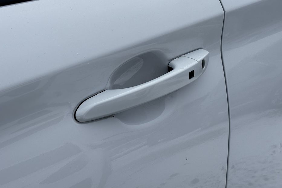 Продам Hyundai Kona 64 кВт. авто у Львові  2020 года в Львове