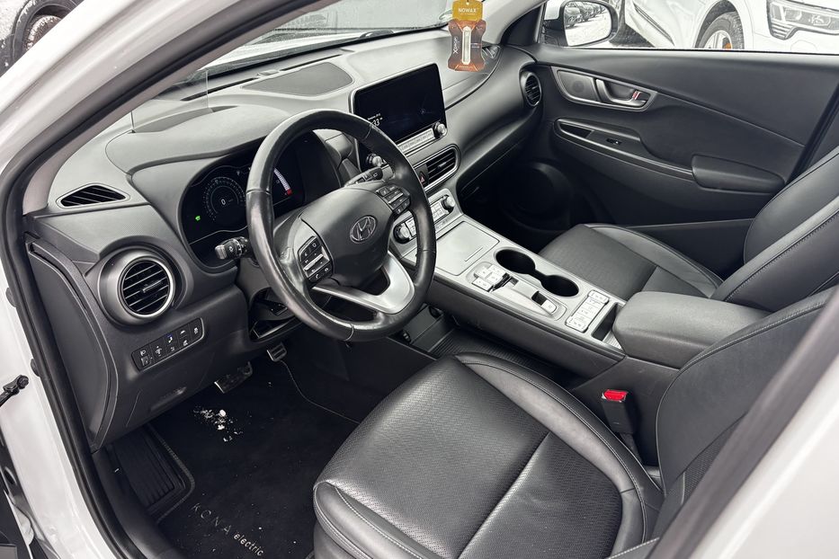 Продам Hyundai Kona 64 кВт. авто у Львові  2020 года в Львове