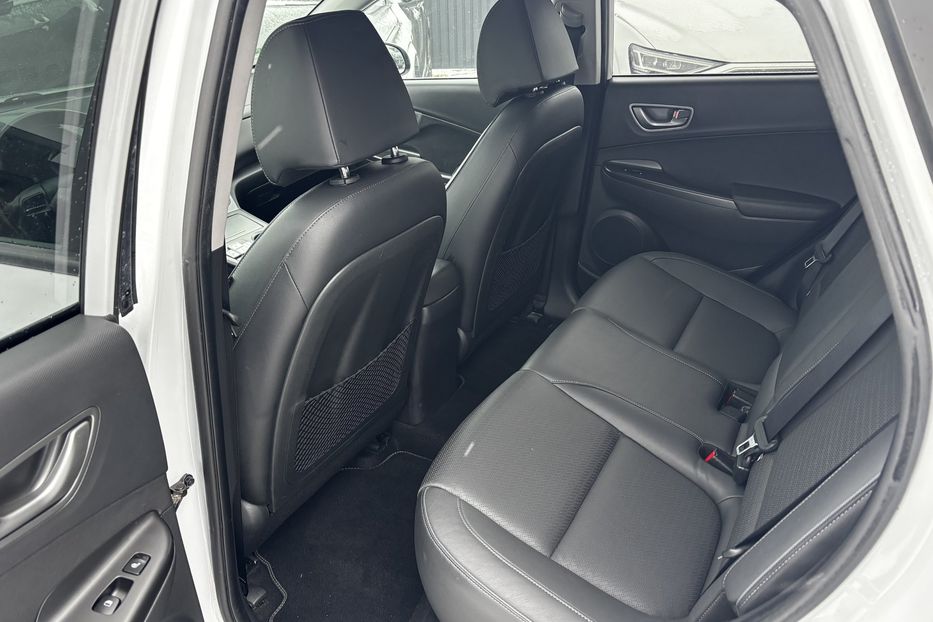 Продам Hyundai Kona 64 кВт. авто у Львові  2020 года в Львове