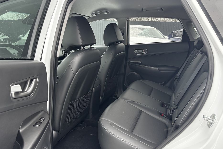 Продам Hyundai Kona 64 кВт. авто у Львові  2020 года в Львове