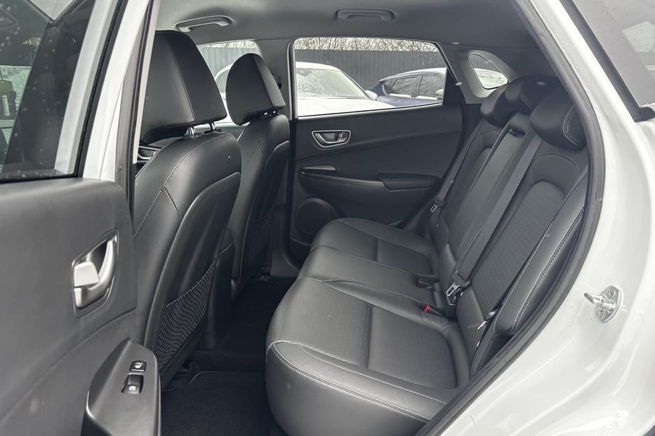 Продам Hyundai Kona 64 кВт. авто у Львові  2020 года в Львове