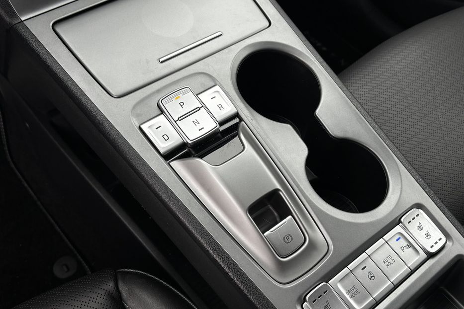 Продам Hyundai Kona 64 кВт. авто у Львові  2020 года в Львове