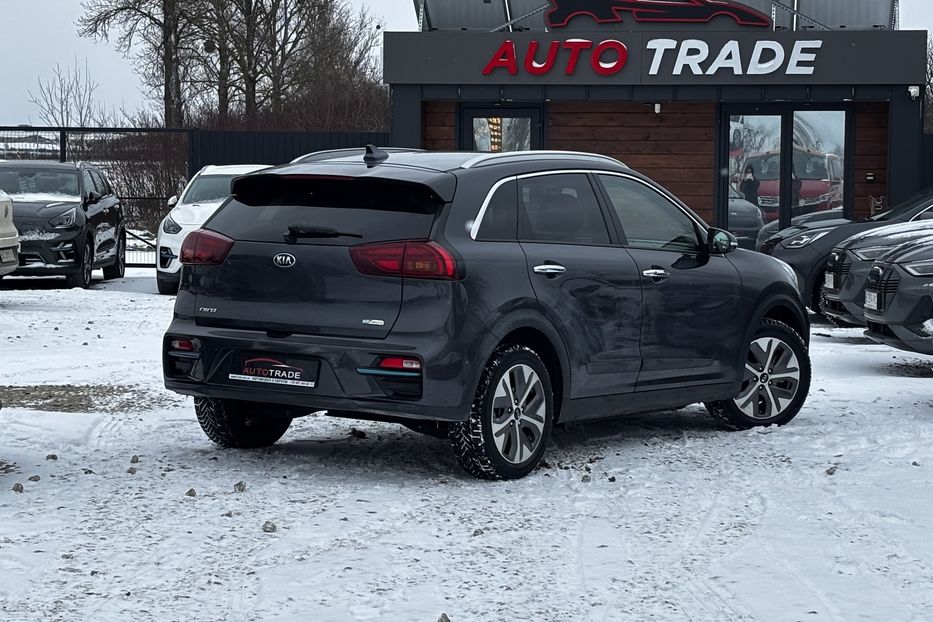 Продам Kia Niro 64 KW авто у Львові  2020 года в Львове