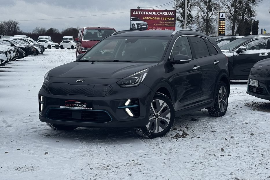 Продам Kia Niro 64 KW авто у Львові  2020 года в Львове