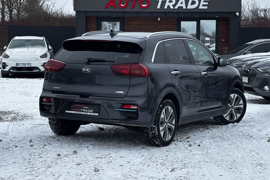 Продам Kia Niro 64 KW авто у Львові  2020 года в Львове