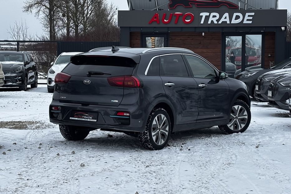 Продам Kia Niro 64 KW авто у Львові  2020 года в Львове