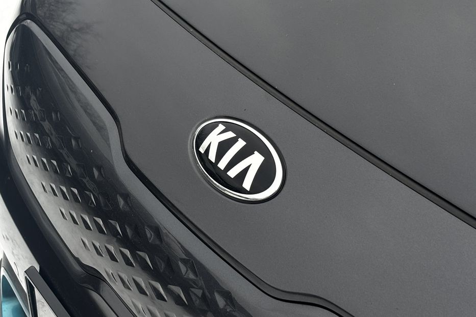 Продам Kia Niro 64 KW авто у Львові  2020 года в Львове