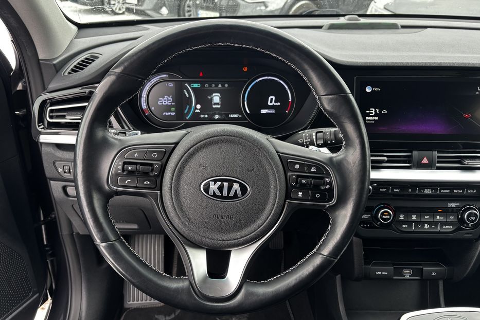 Продам Kia Niro 64 KW авто у Львові  2020 года в Львове