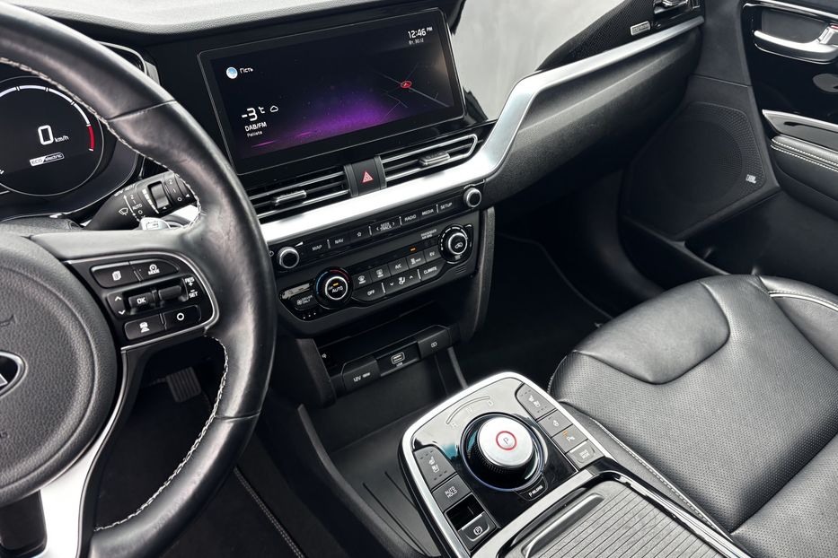 Продам Kia Niro 64 KW авто у Львові  2020 года в Львове
