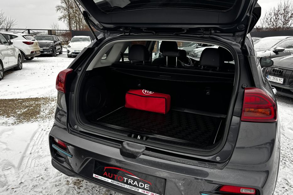 Продам Kia Niro 64 KW авто у Львові  2020 года в Львове