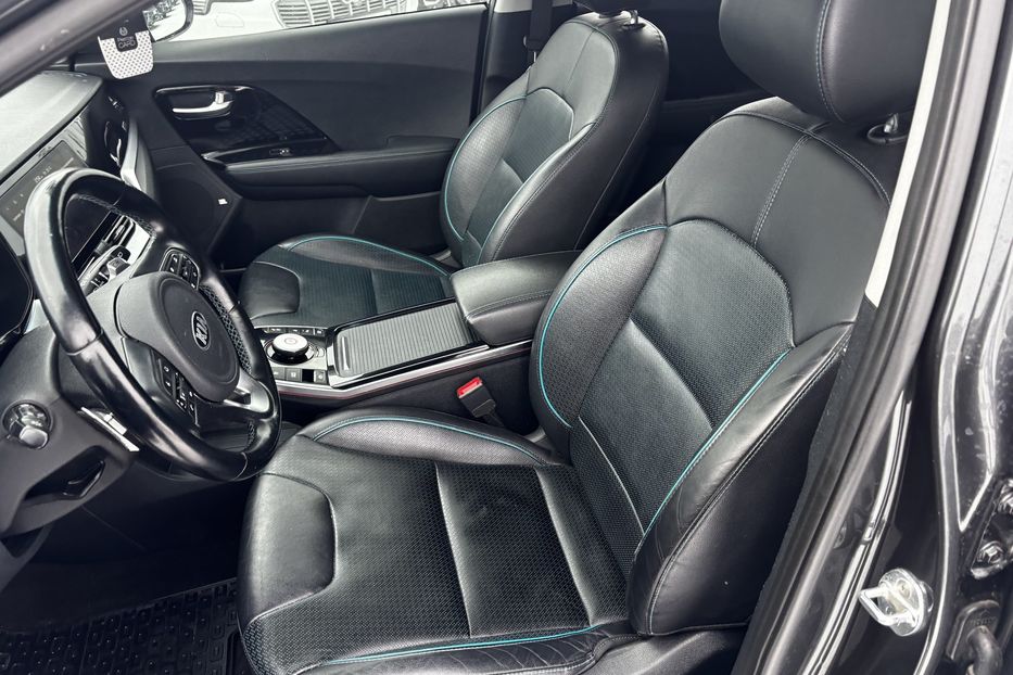 Продам Kia Niro 64 kw PREMIUM авто у Львові 2021 года в Львове
