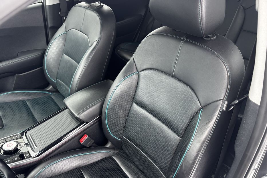 Продам Kia Niro 64 kw PREMIUM авто у Львові 2021 года в Львове