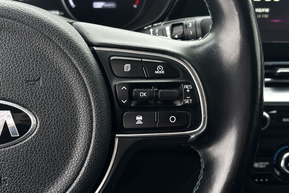 Продам Kia Niro 64 kw PREMIUM авто у Львові 2021 года в Львове