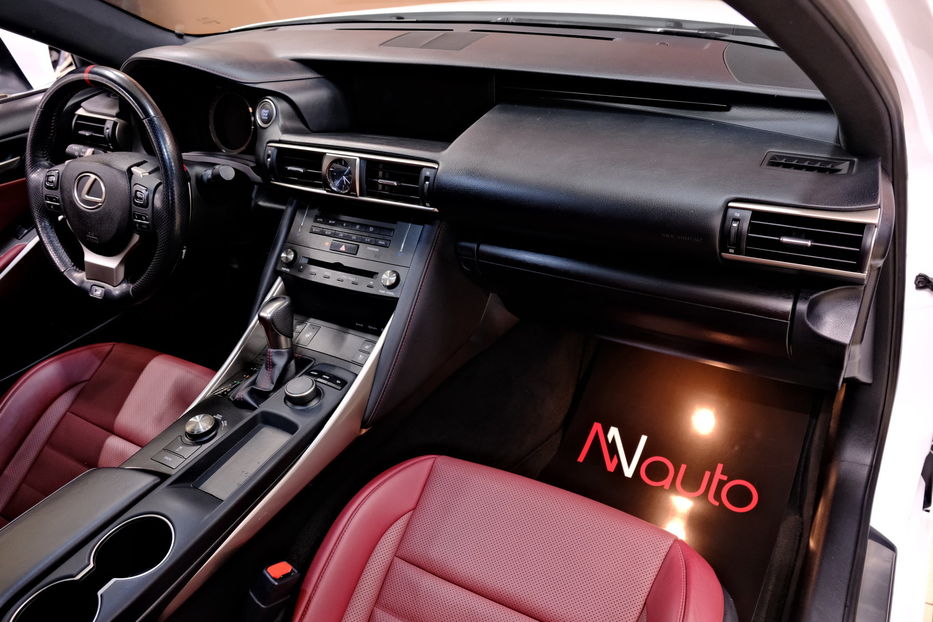 Продам Lexus IS 350 F-Sport 2018 года в Одессе