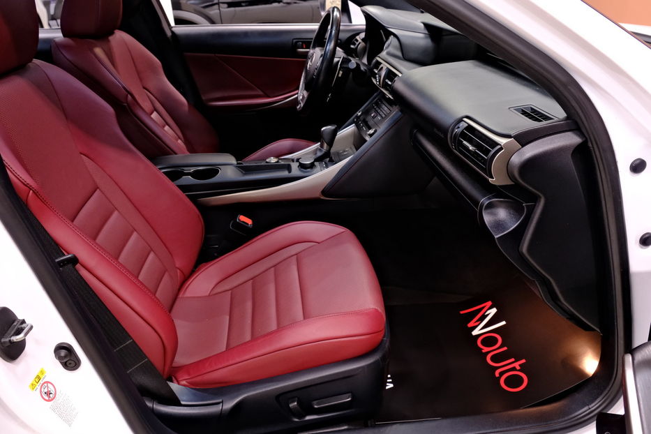 Продам Lexus IS 350 F-Sport 2018 года в Одессе