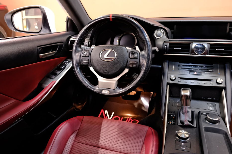 Продам Lexus IS 350 F-Sport 2018 года в Одессе